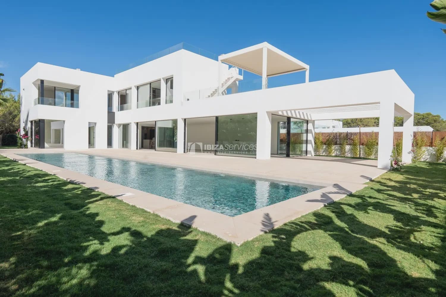 4 slaapkamer Villa te koop in Sant Agusti des Vedra met zwembad garage - € 3.550.000 (Ref: 8659731)