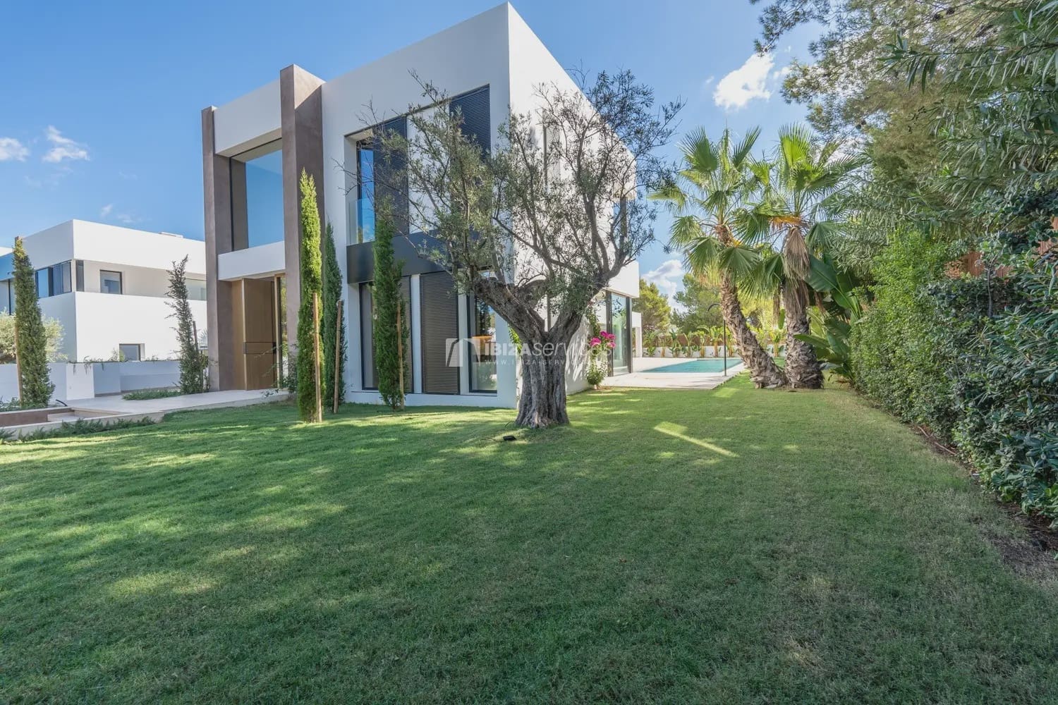 4 slaapkamer Villa te koop in Sant Agusti des Vedra met zwembad garage - € 3.550.000 (Ref: 8659731)