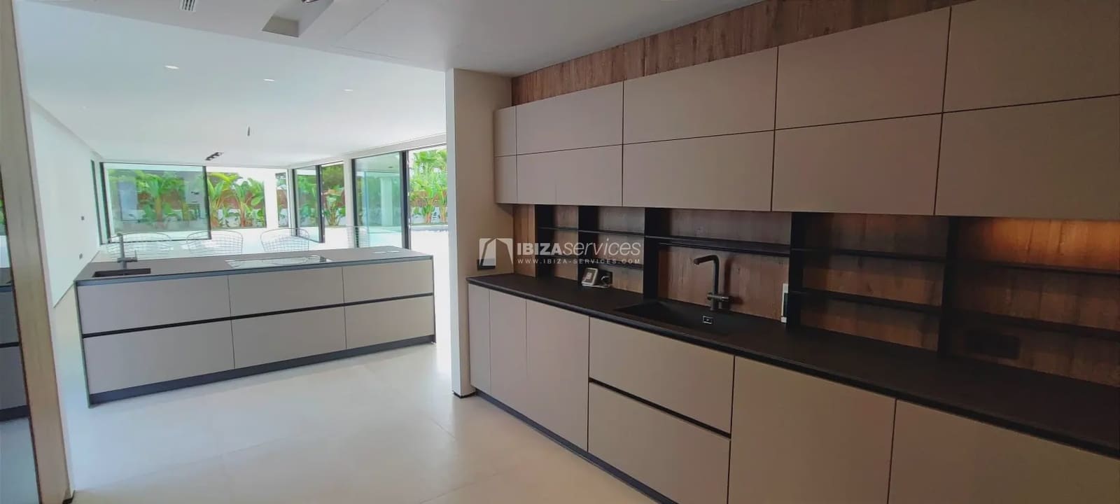 4 slaapkamer Villa te koop in Sant Agusti des Vedra met zwembad garage - € 3.550.000 (Ref: 8659731)