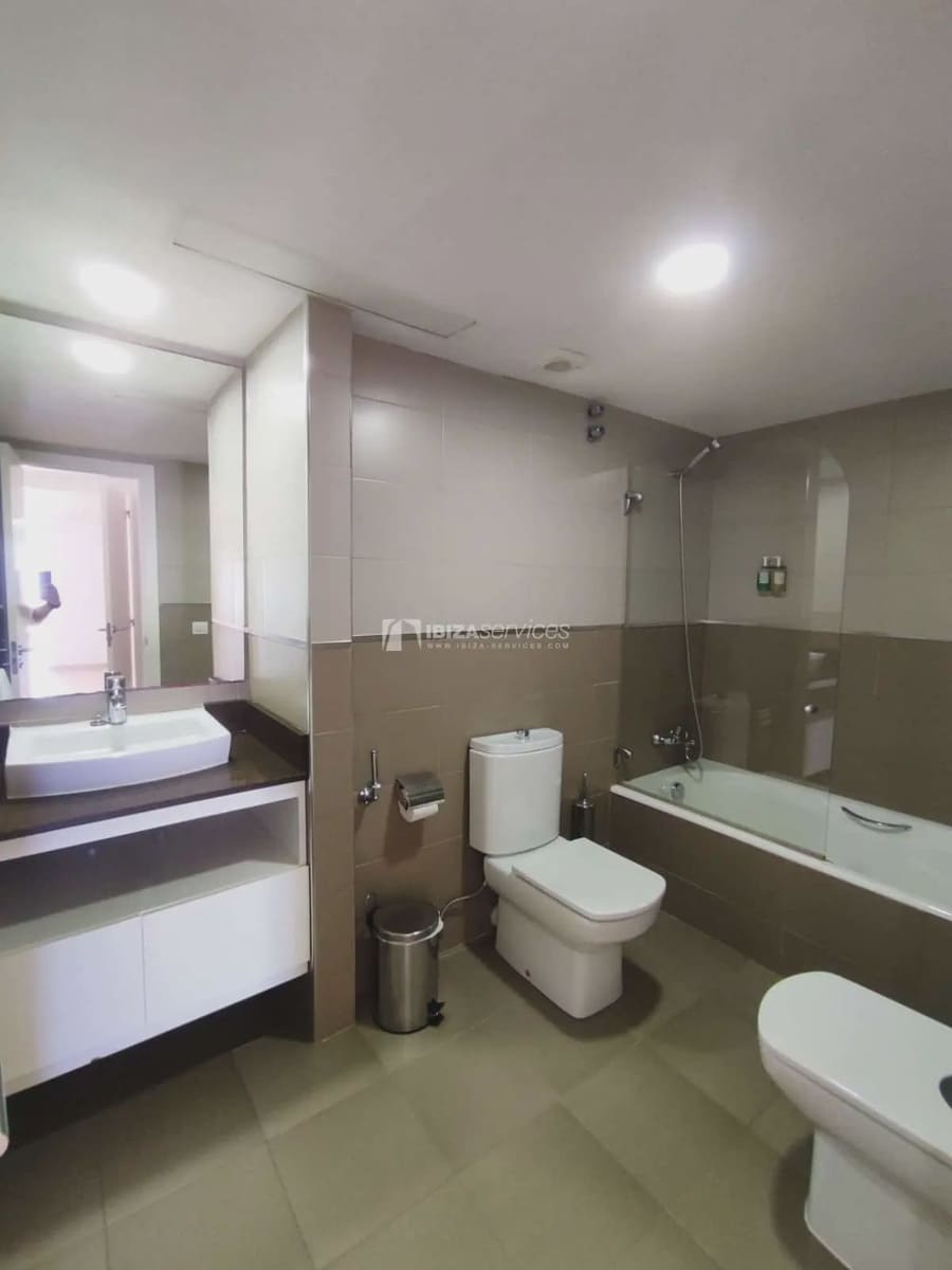 3 slaapkamer Appartement te koop in Sant Agusti des Vedra met zwembad - € 530.000 (Ref: 8659734)