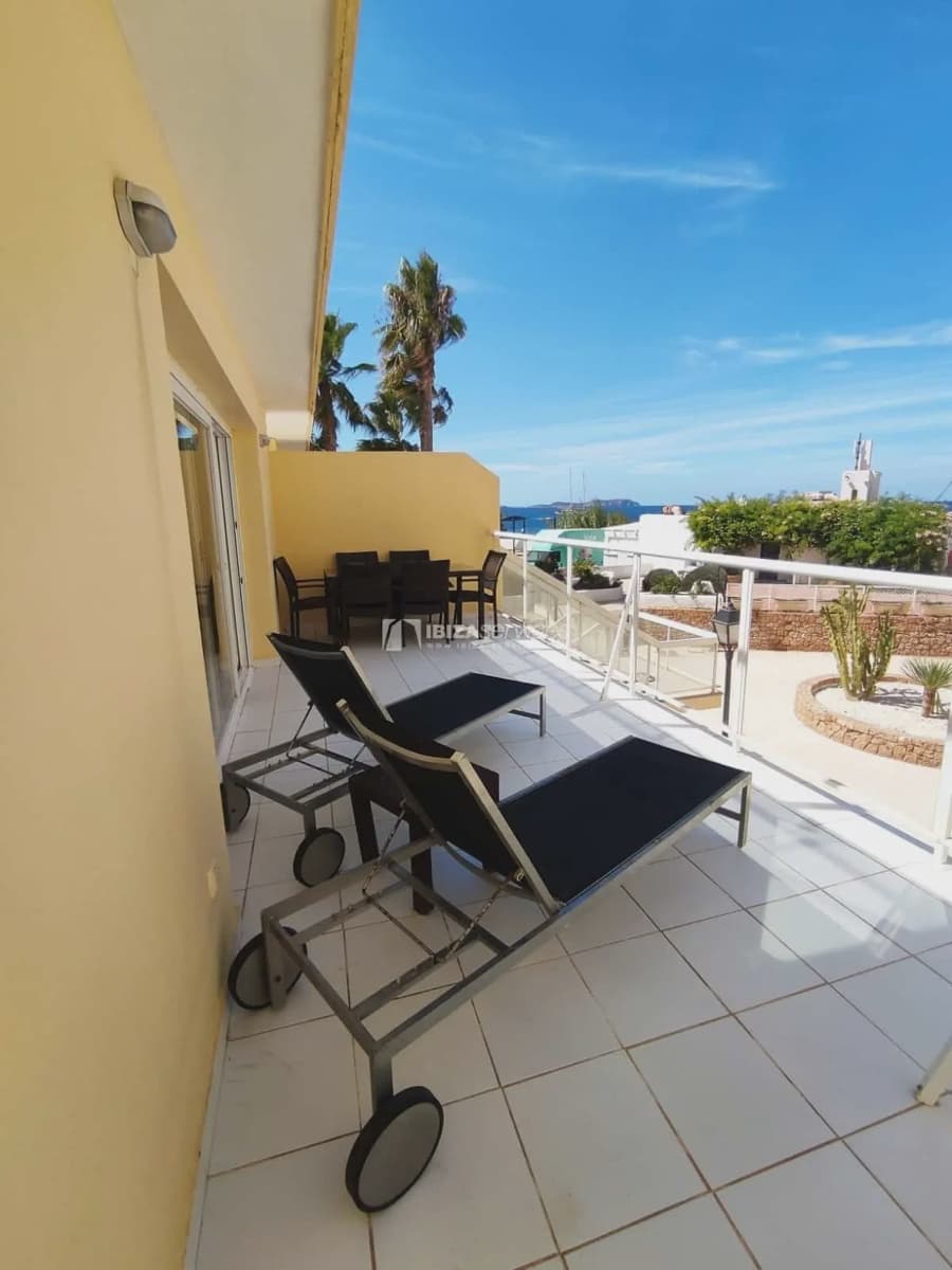 3 slaapkamer Appartement te koop in Sant Agusti des Vedra met zwembad - € 530.000 (Ref: 8659734)
