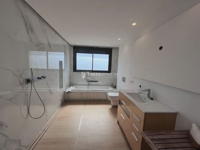 3 soverom Villa til salgs i Nuestra Señora de Jesus, Santa Eulalia / Santa Eularia med svømmebasseng garasje - € 1 695 000 (Ref: 8659735)