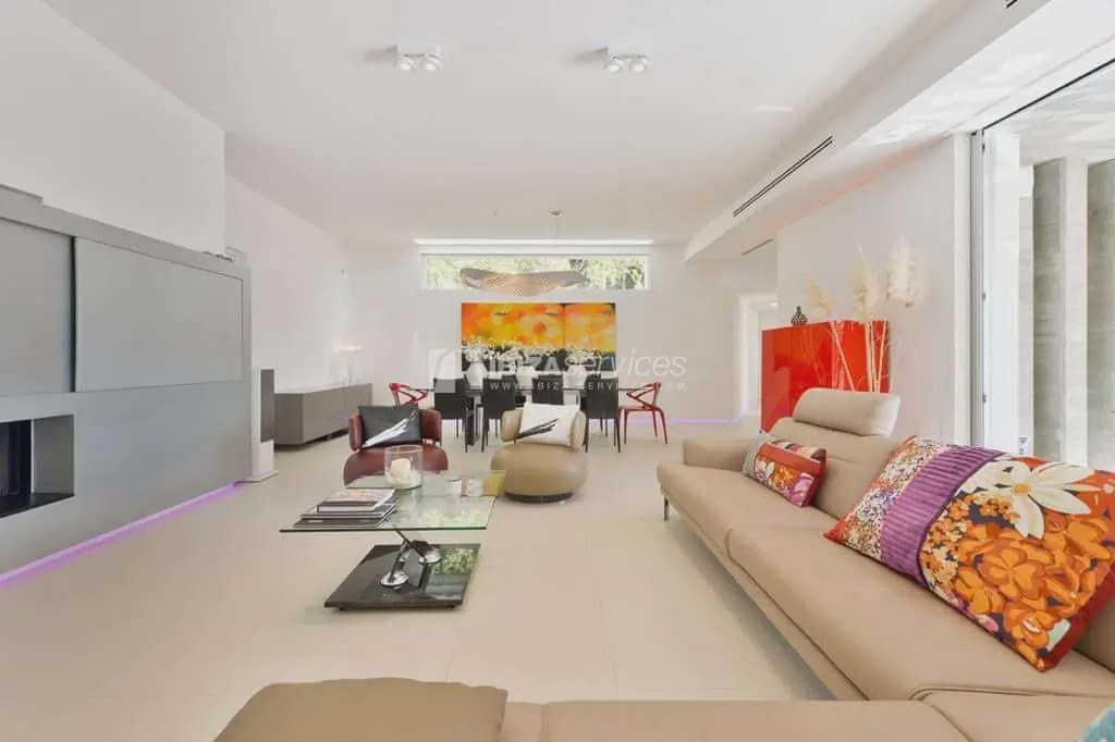 5 bedroom Villa for holiday rental in Ibiza / Eivissa town with pool - € 8,400 (Ref: 8659736)