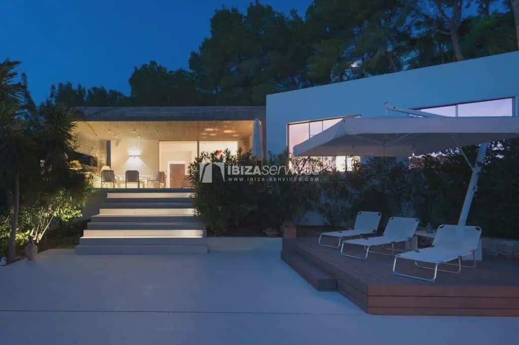 5 bedroom Villa for holiday rental in Ibiza / Eivissa town with pool - € 8,400 (Ref: 8659736)