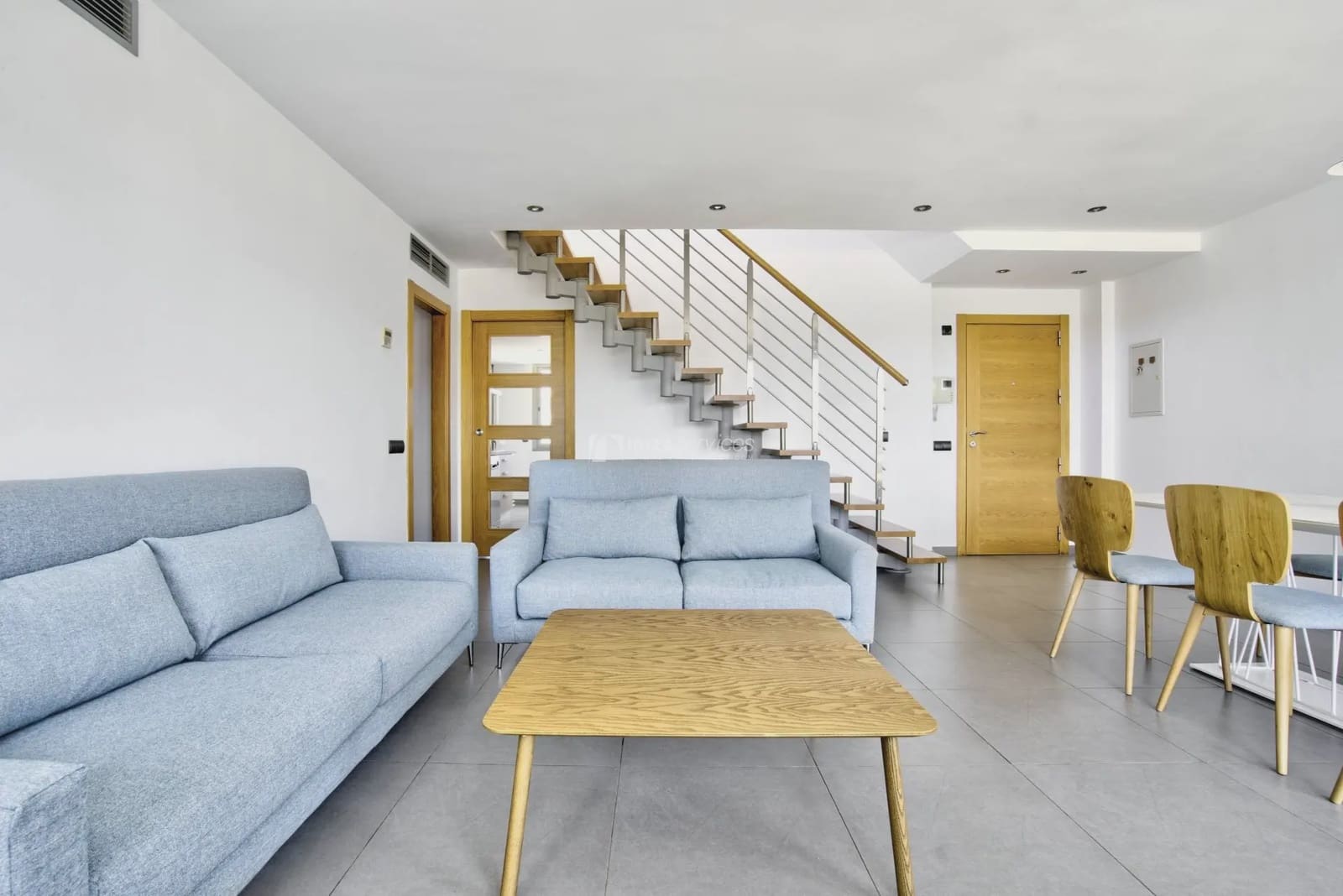 3 soverom Leilighet til leie i Ibiza by med svømmebasseng garasje - € 7 583 (Ref: 8659739)