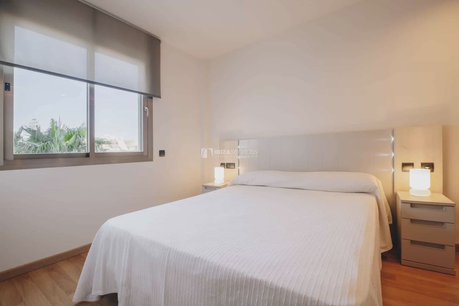 3 soverom Leilighet til leie i Ibiza by med svømmebasseng garasje - € 7 583 (Ref: 8659739)