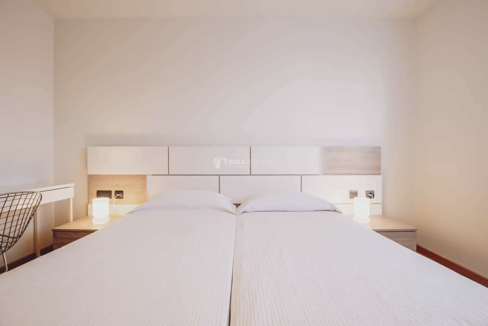 3 soverom Leilighet til leie i Ibiza by med svømmebasseng garasje - € 7 583 (Ref: 8659739)