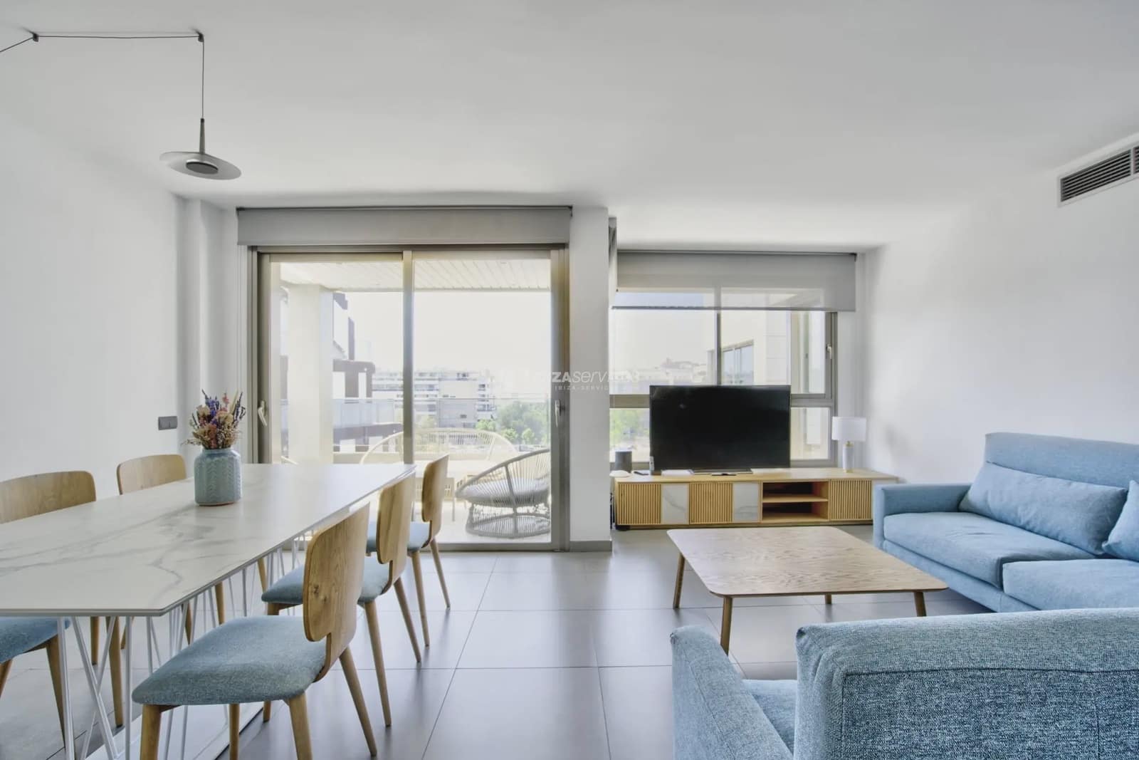 3 soverom Leilighet til leie i Ibiza by med svømmebasseng garasje - € 7 583 (Ref: 8659739)