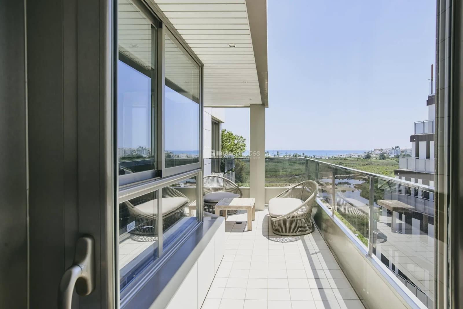 3 soverom Leilighet til leie i Ibiza by med svømmebasseng garasje - € 7 583 (Ref: 8659739)