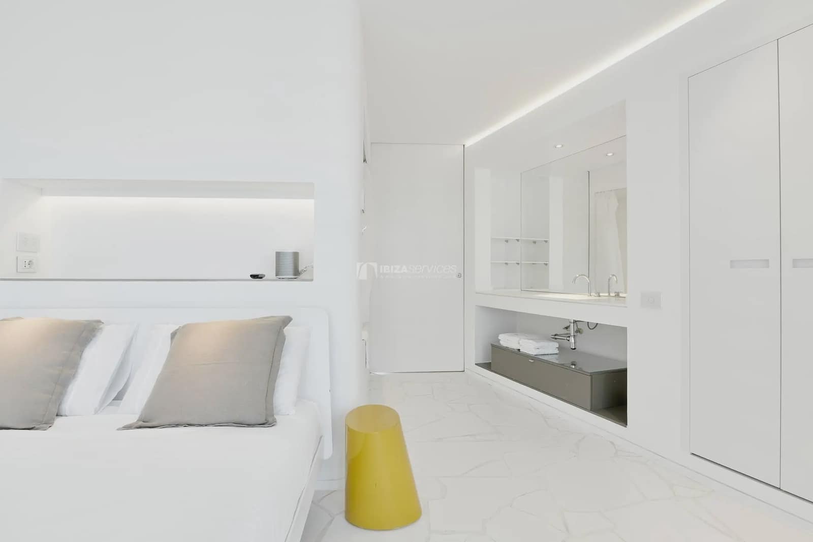 2 soveværelse Lejlighed til leje i Ibiza by med swimmingpool garage - € 6.500 (Ref: 8659740)