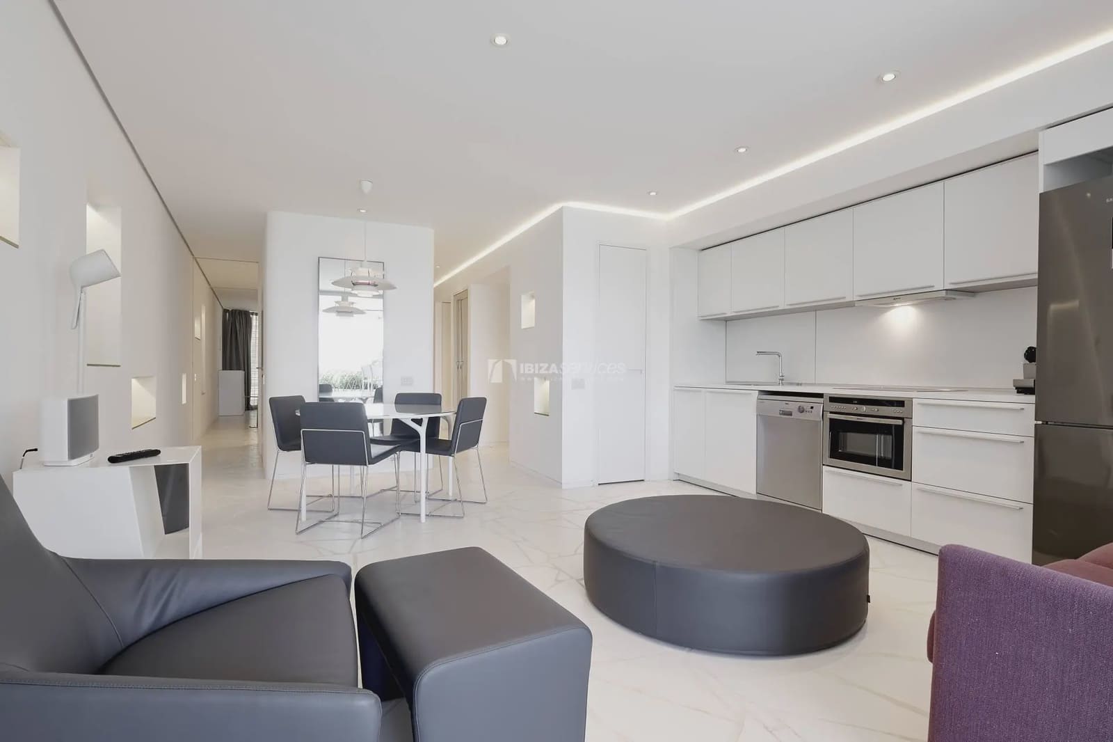 2 makuuhuone Huoneisto vuokrattavana paikassa Talamanca mukana uima-altaan 
autotalli - 6 500 € (Ref: 8659741)