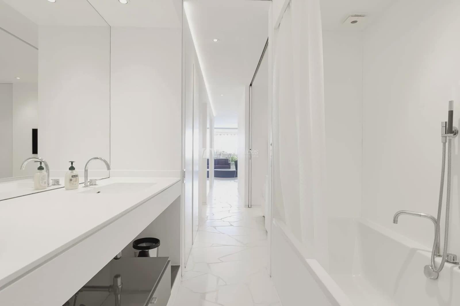 2 makuuhuone Huoneisto vuokrattavana paikassa Talamanca mukana uima-altaan 
autotalli - 6 500 € (Ref: 8659741)