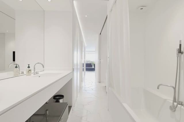 2 makuuhuone Huoneisto vuokrattavana paikassa Talamanca, Ibiza kaupunki mukana uima-altaan 
autotalli - 6 500 € (Ref: 8659741)