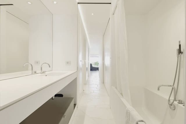 2 bedroom Apartment for rent in Ibiza / Eivissa town with garage - € 6,500 (Ref: 8659743)