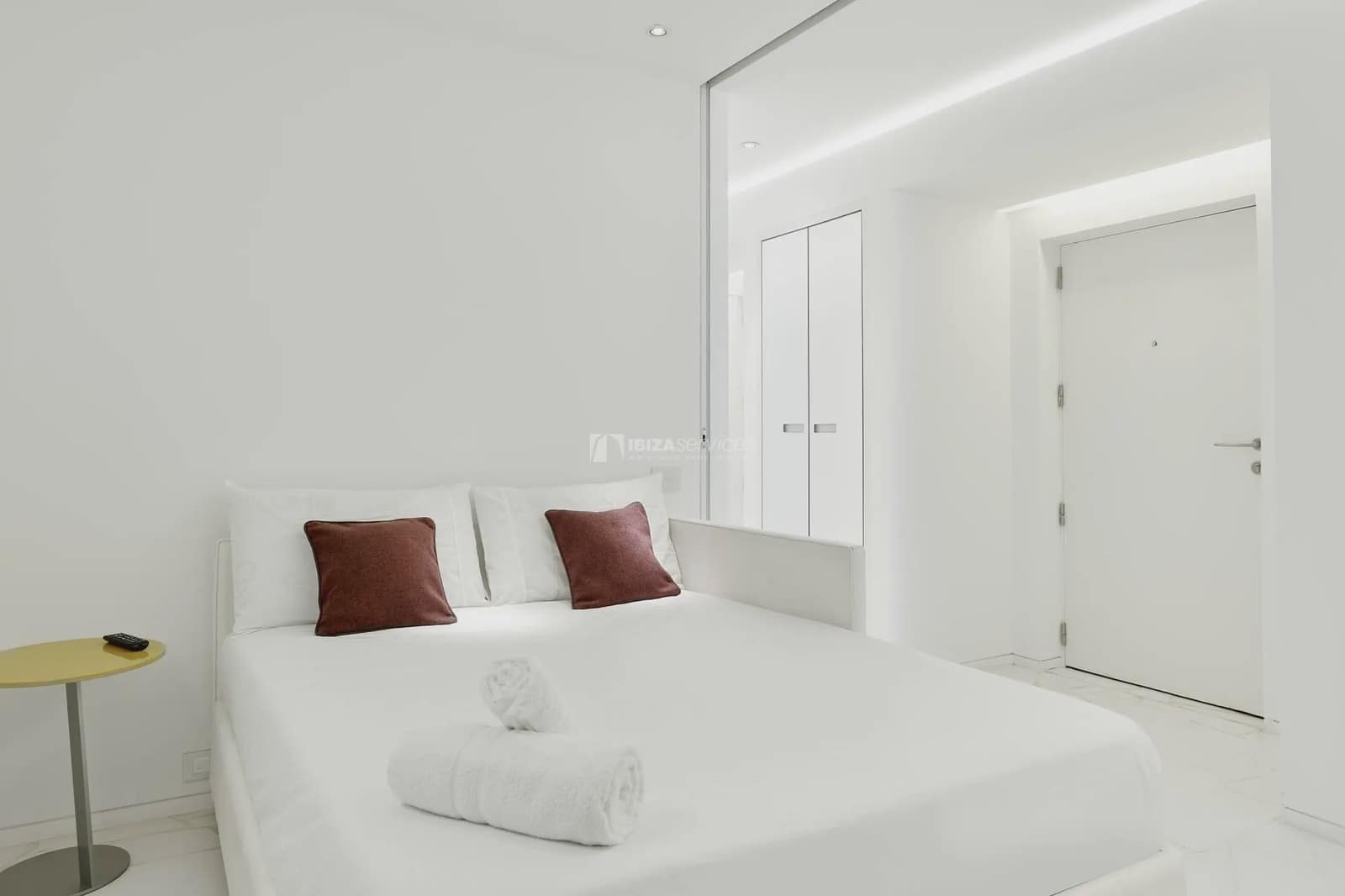 Appartement de 2 chambres à louer à Ibiza ville avec piscine garage - 6 750 € (Ref: 8659746)