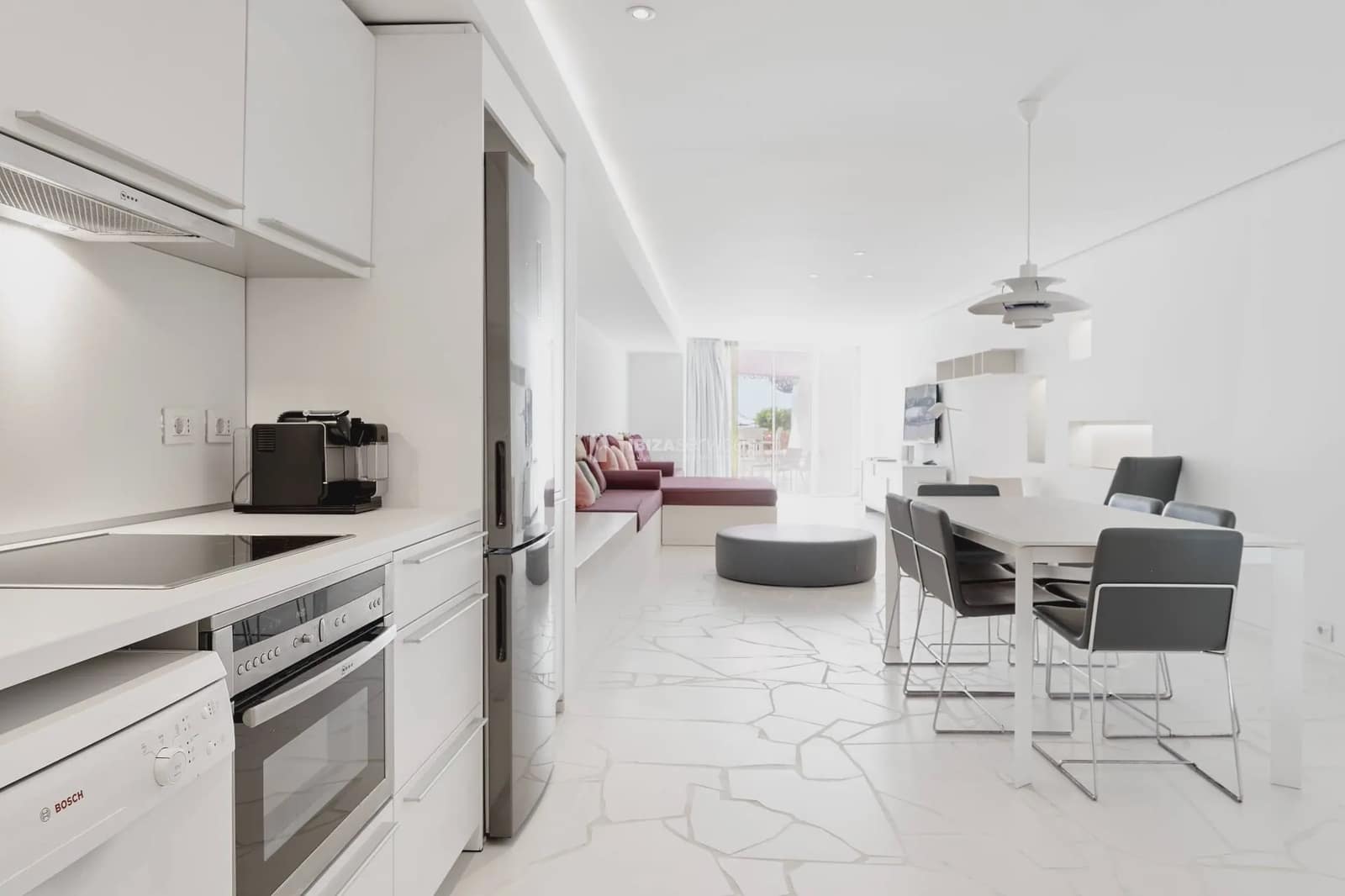 Appartement de 2 chambres à louer à Ibiza ville avec piscine garage - 6 750 € (Ref: 8659746)