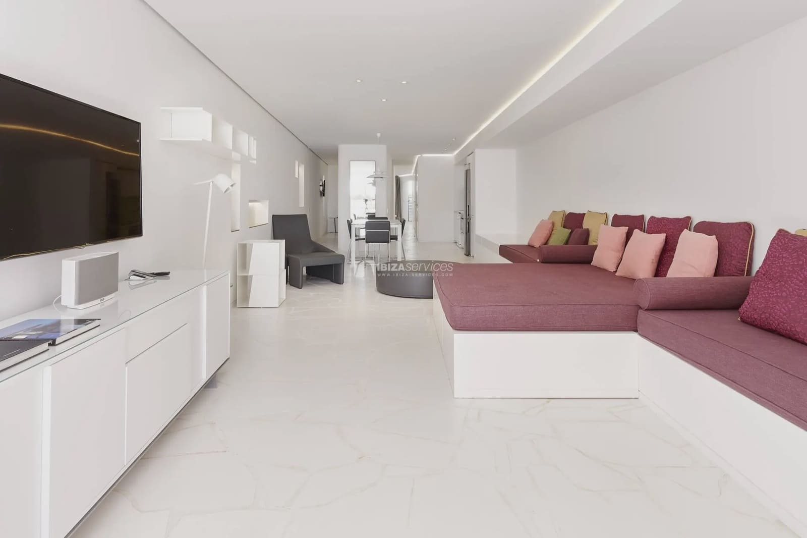 Appartement de 2 chambres à louer à Ibiza ville avec piscine garage - 6 750 € (Ref: 8659746)