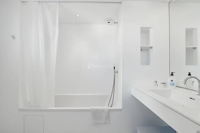 2 soveværelse Lejlighed til salg i Ibiza by med swimmingpool garage - € 597.000 (Ref: 8659747)