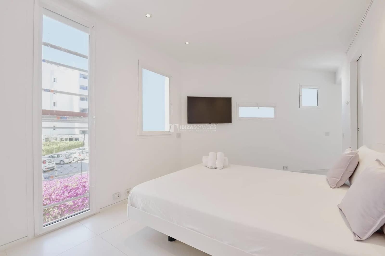 2 bedroom Apartment for sale in Ibiza / Eivissa town with pool garage - € 597,000 (Ref: 8659747)