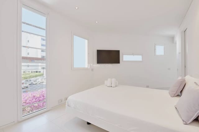 2 soveværelse Lejlighed til salg i Ibiza by med swimmingpool garage - € 597.000 (Ref: 8659747)