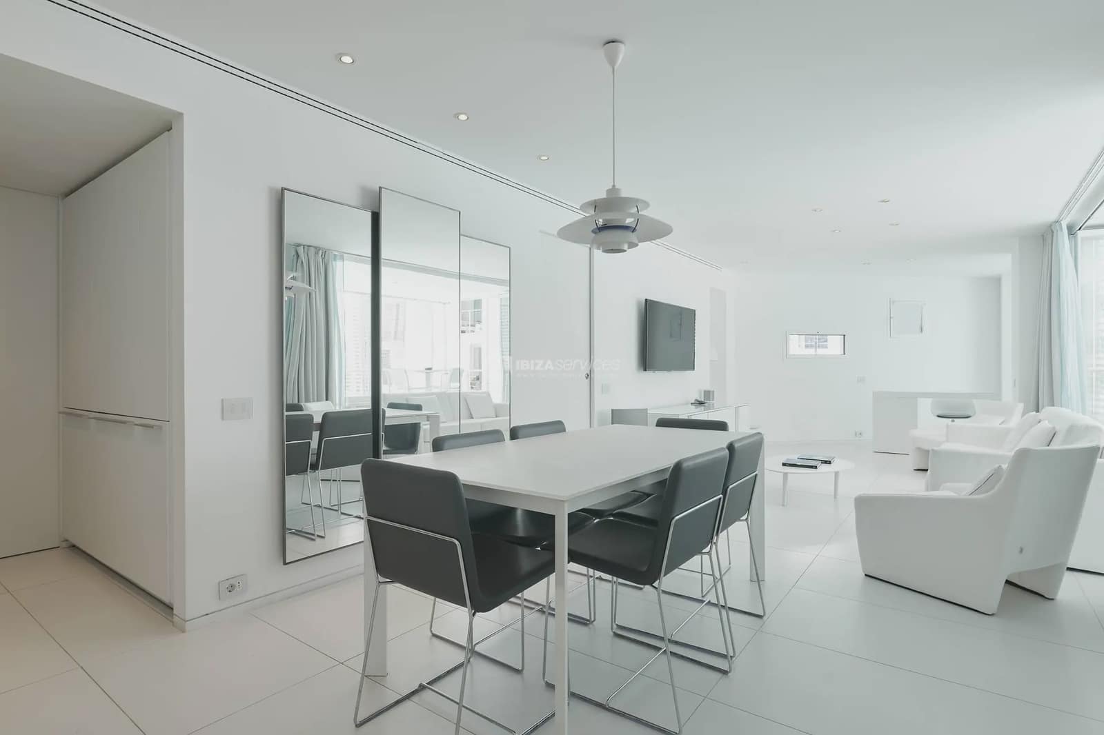 2 bedroom Apartment for sale in Ibiza / Eivissa town with pool garage - € 597,000 (Ref: 8659747)