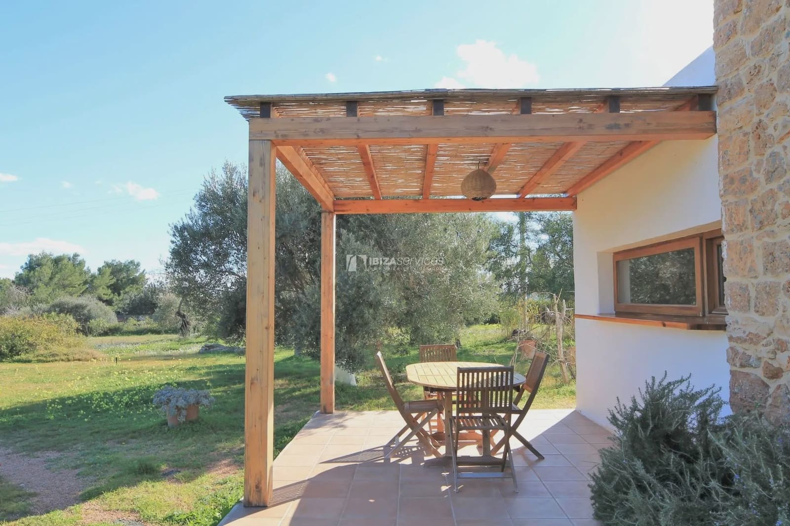 2 soverom Finca/Herregård til salgs i Sant Jordi de Ses Salines med svømmebasseng garasje - € 8 400 (Ref: 8659750)