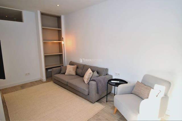 2 bedroom Apartment for rent in Ibiza / Eivissa town - € 840 (Ref: 8659751)