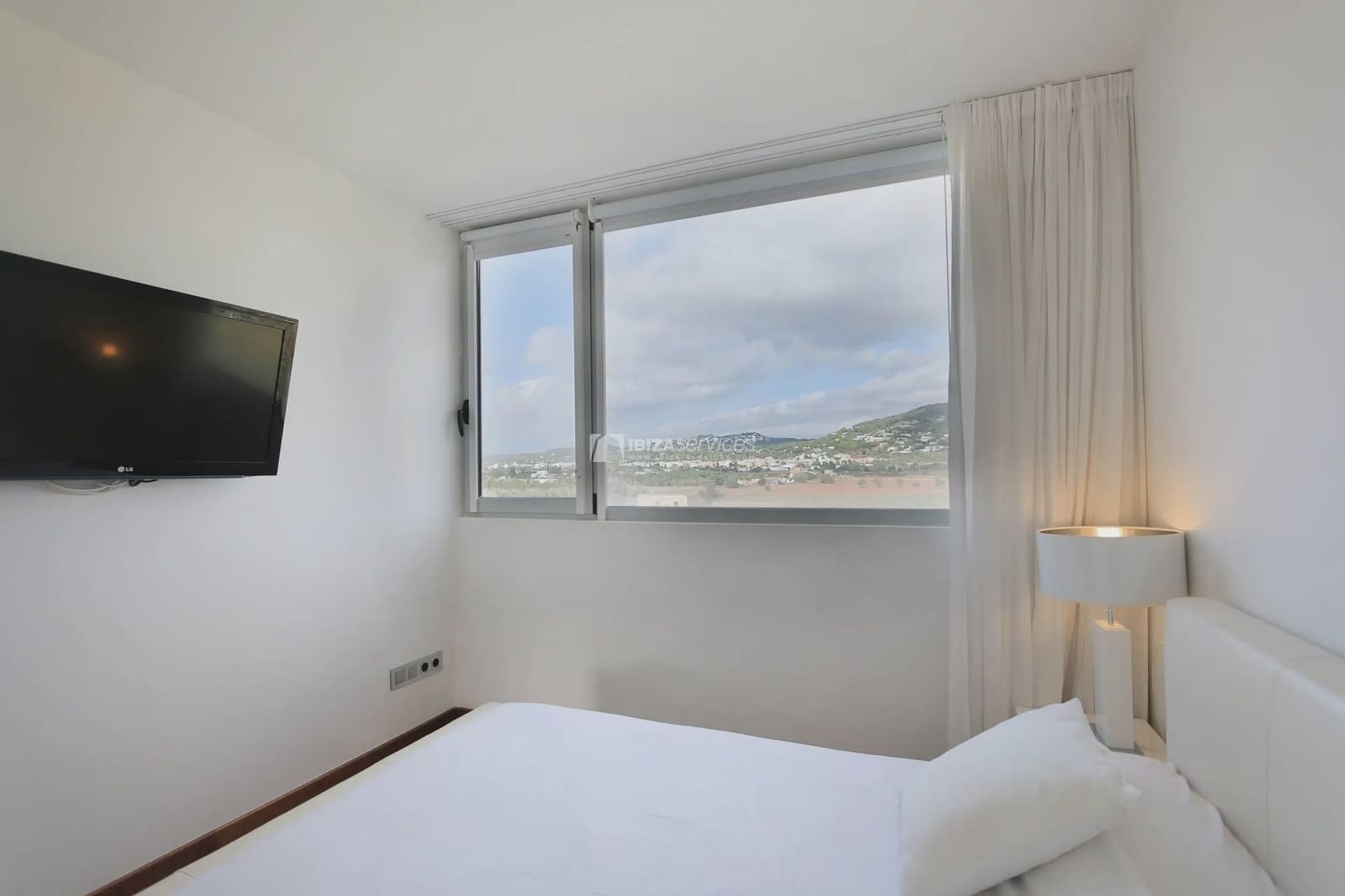 3 bedroom Apartment for sale in Ibiza / Eivissa town with pool garage - € 795,000 (Ref: 8659752)