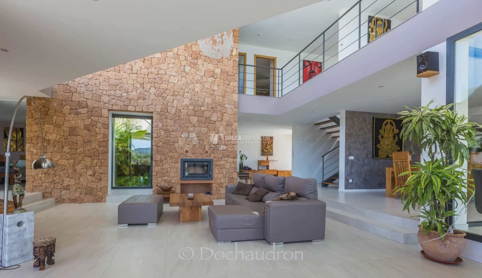 5 slaapkamer Villa voor vakantieverhuur in Sant Rafael de Sa Creu - € 5.404 (Ref: 8659755)