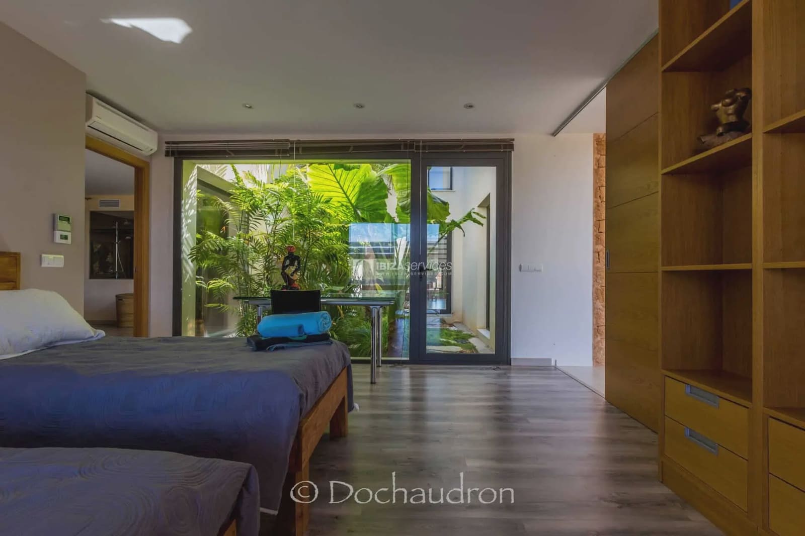 5 slaapkamer Villa voor vakantieverhuur in Sant Rafael de Sa Creu - € 5.404 (Ref: 8659755)