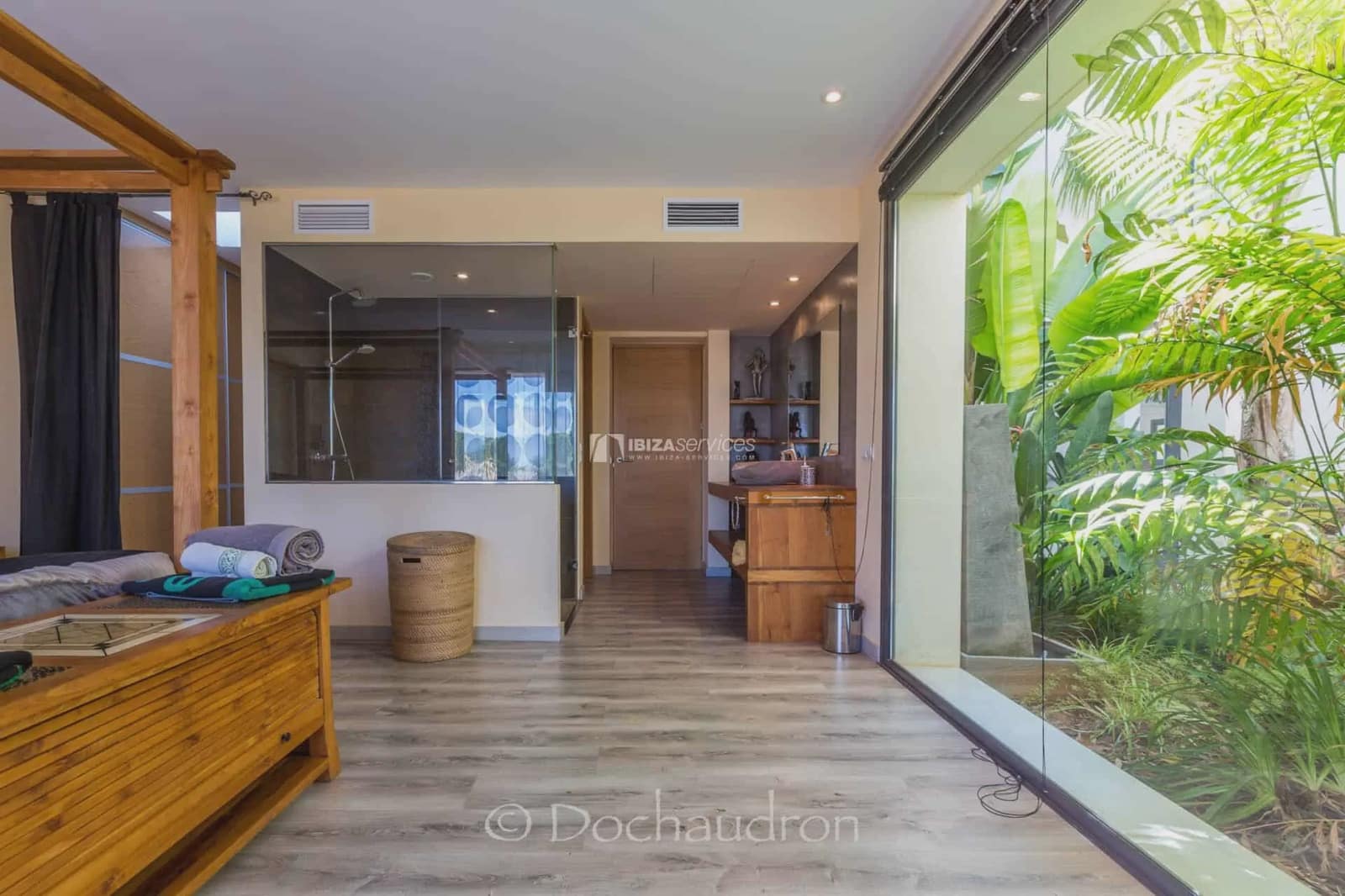 5 slaapkamer Villa voor vakantieverhuur in Sant Rafael de Sa Creu - € 5.404 (Ref: 8659755)