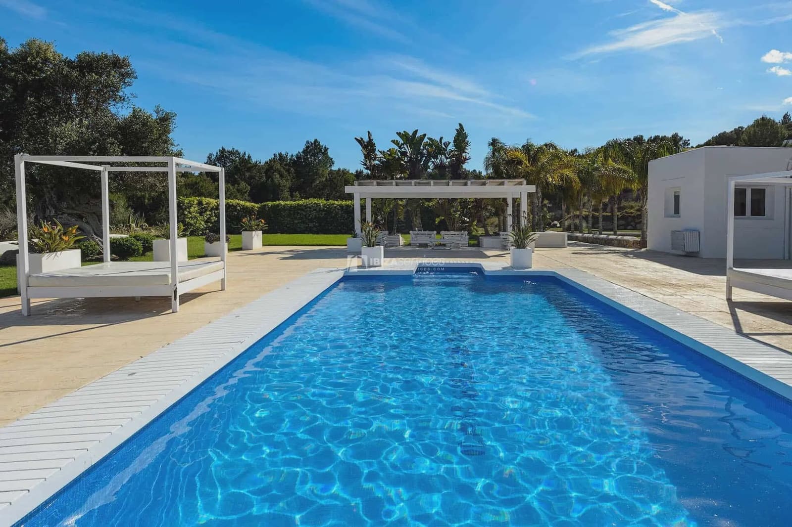 7 sypialnia Willa na kwatery wakacyjne w Santa Eulalia / Santa Eularia z basenem garażem - 6 006 € (Ref: 8659756)