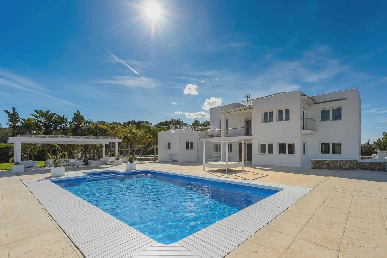 7 sypialnia Willa na kwatery wakacyjne w Santa Eulalia / Santa Eularia z basenem garażem - 6 006 € (Ref: 8659756)