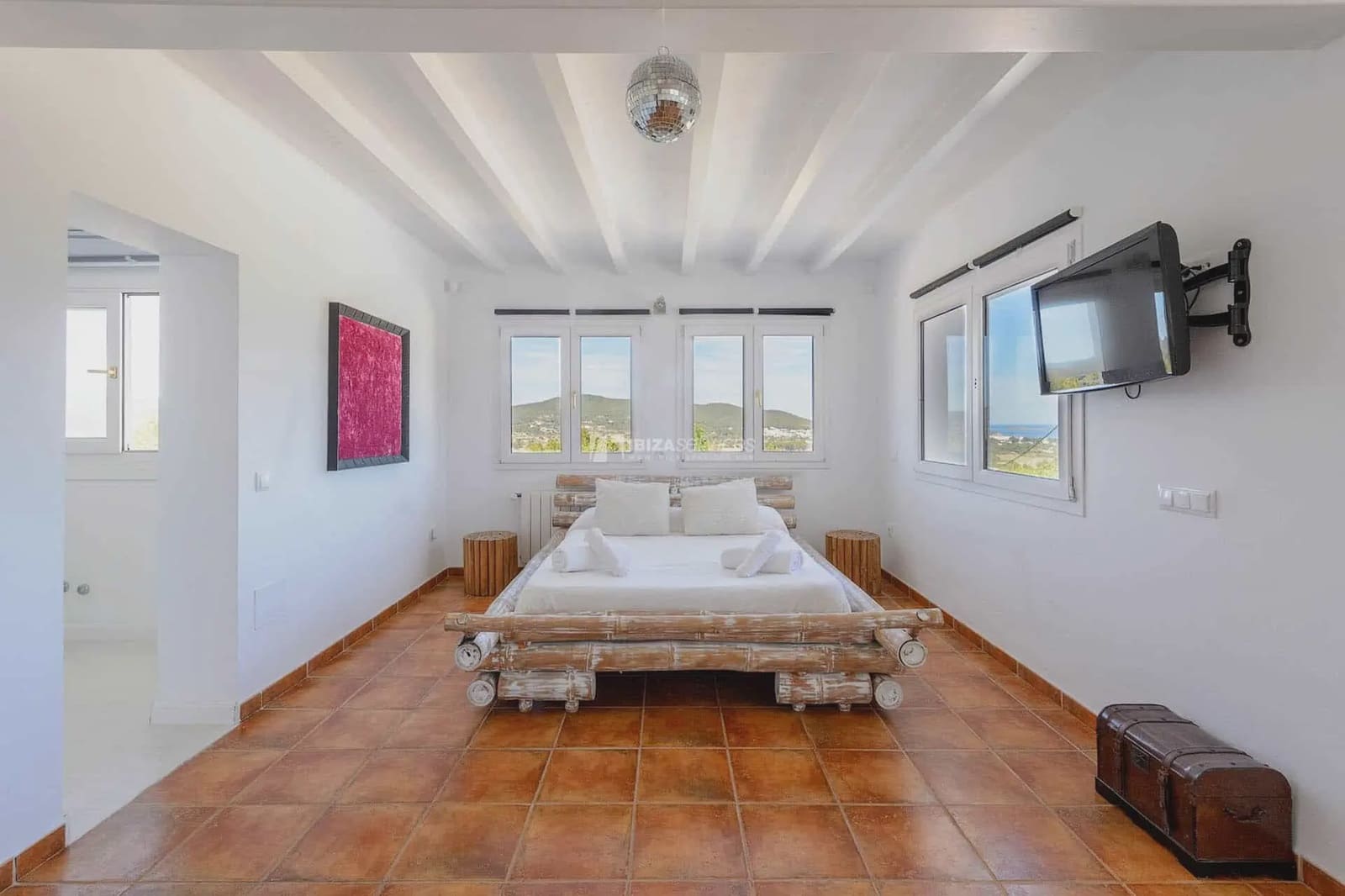 7 sypialnia Willa na kwatery wakacyjne w Santa Eulalia / Santa Eularia z basenem garażem - 6 006 € (Ref: 8659756)