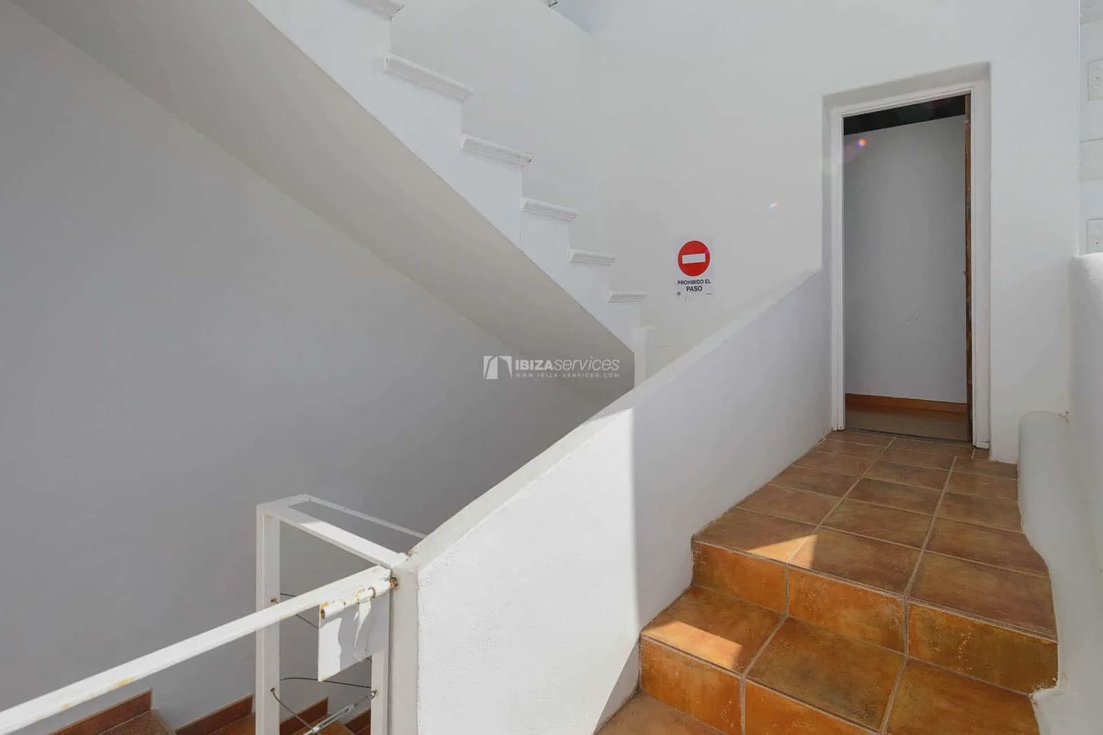 7 sypialnia Willa na kwatery wakacyjne w Santa Eulalia / Santa Eularia z basenem garażem - 6 006 € (Ref: 8659756)