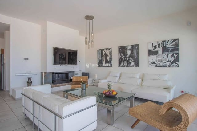 Chalet de 5 habitaciones en Talamanca, Ibiza / Eivissa ciudad en alquiler vacacional con piscina garaje - 7.980 € (Ref: 8659758)