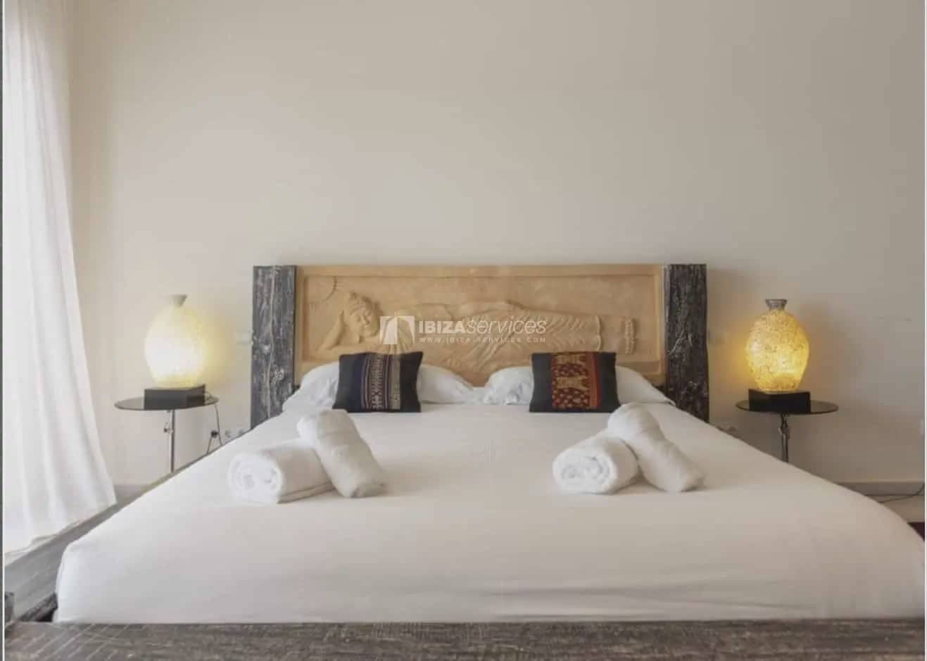 5 sypialnia Willa na kwatery wakacyjne w Talamanca z basenem garażem - 7 980 € (Ref: 8659758)