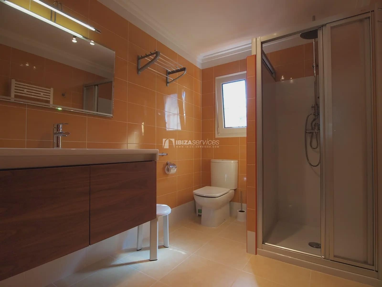 7 quarto Moradia para arrendamento para férias em Cala Moli com piscina Garagem - 6 650 € (Ref: 8659760)