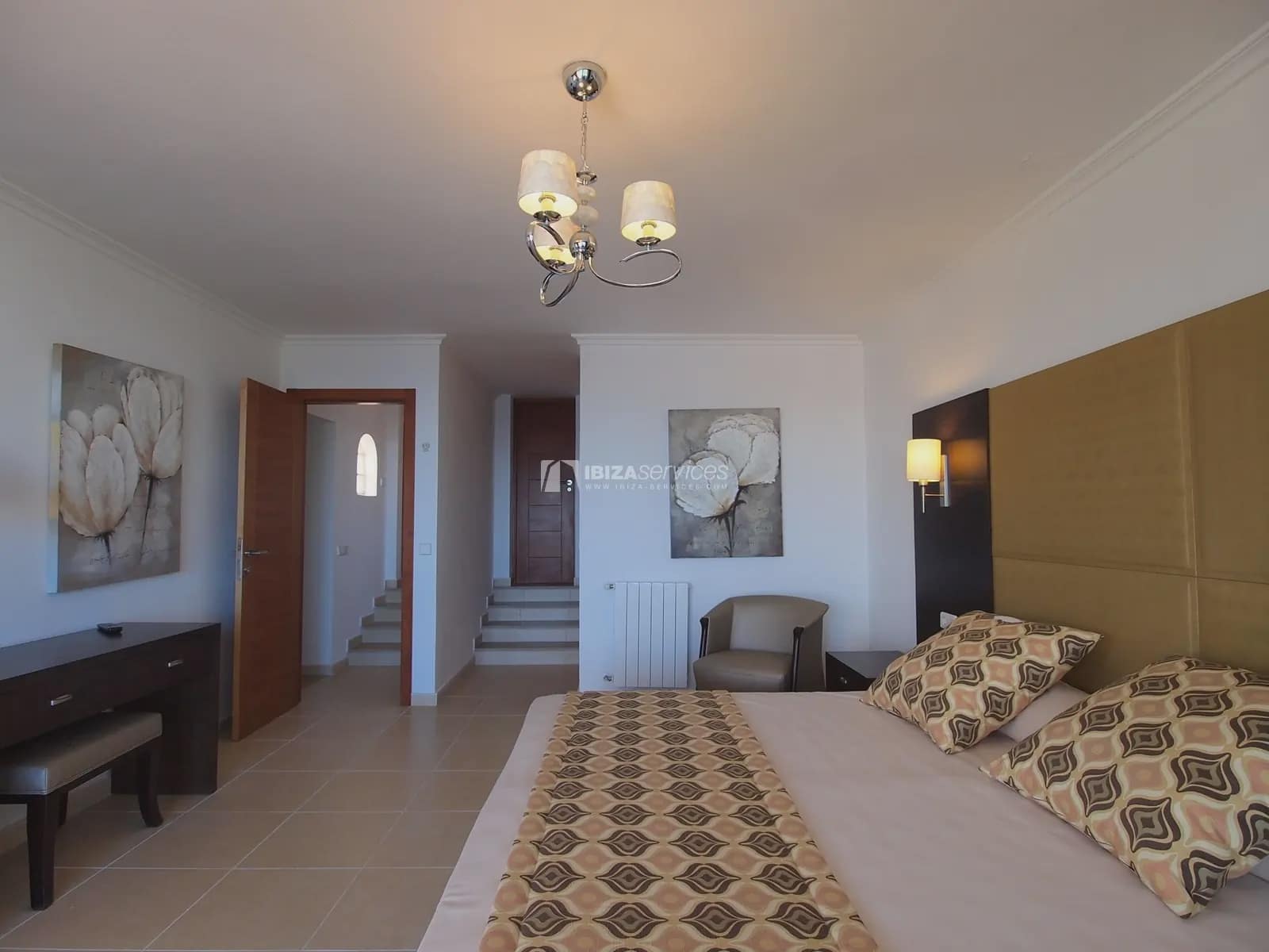 7 quarto Moradia para arrendamento para férias em Cala Moli com piscina Garagem - 6 650 € (Ref: 8659760)