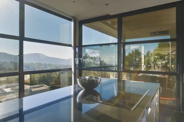   6 soveværelse   ferieVilla i Can Furnet, Santa Eulalia / Santa Eularia med   swimmingpool  garage  - € 8.995 (Ref: 8659767)