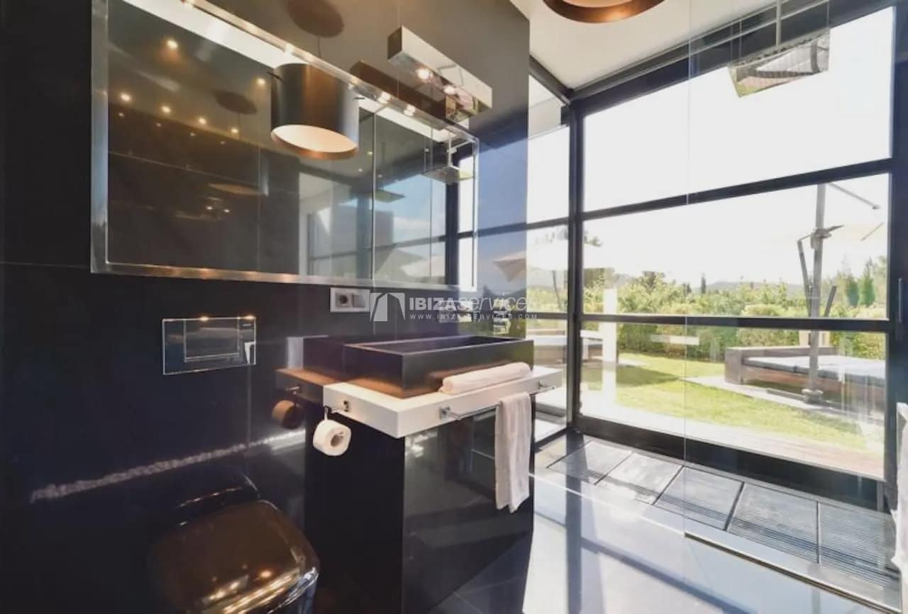 6 bedroom Villa for holiday rental in Can Furnet with pool garage - € 8,995 (Ref: 8659767)