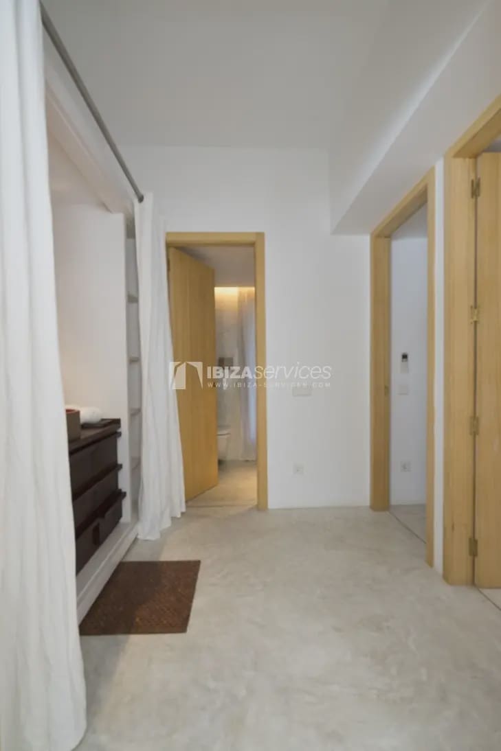   4 soveværelse   ferieVilla i Can Furnet   med   swimmingpool   - € 3.990 (Ref: 8659769)