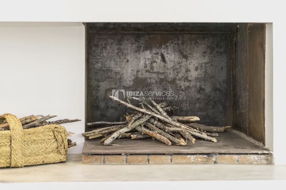   4 soveværelse   ferieVilla i Can Furnet   med   swimmingpool   - € 3.990 (Ref: 8659769)