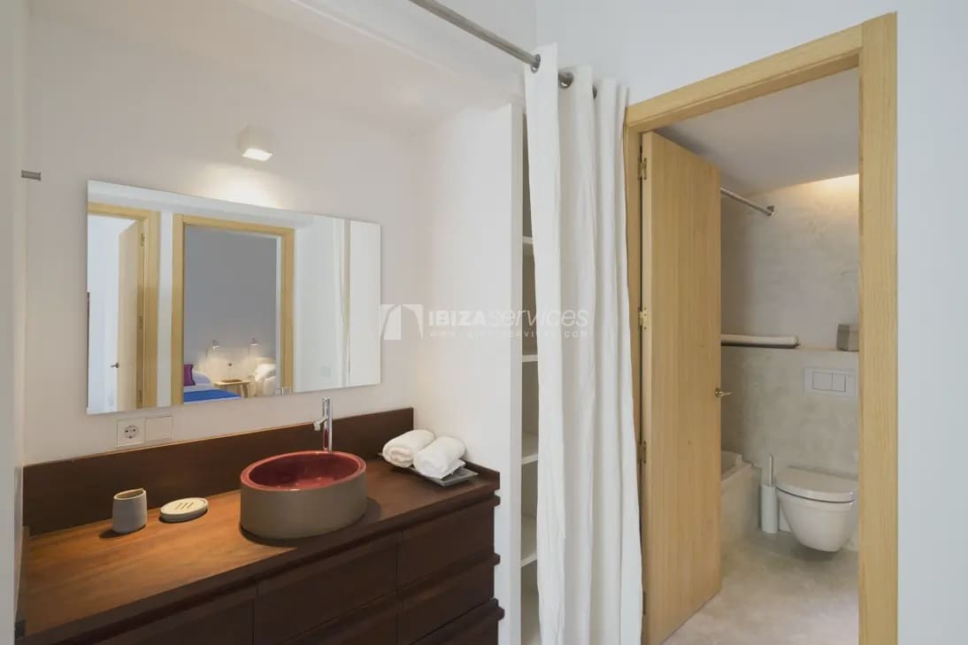   4 soveværelse   ferieVilla i Can Furnet   med   swimmingpool   - € 3.990 (Ref: 8659769)