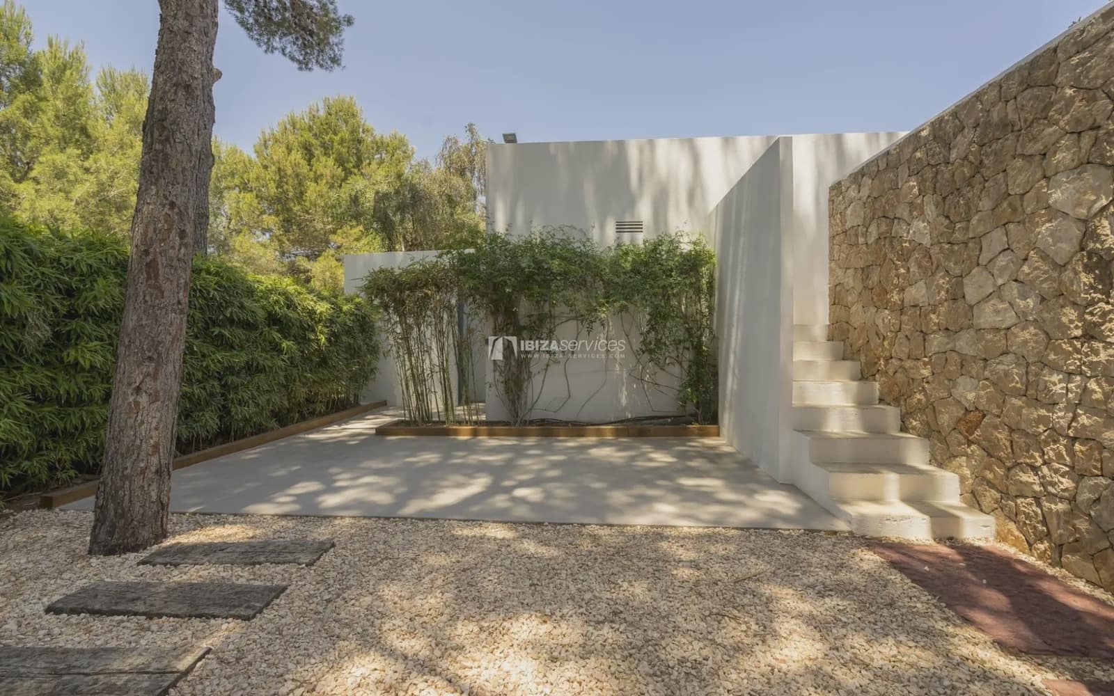   4 soveværelse   ferieVilla i Can Furnet   med   swimmingpool   - € 3.990 (Ref: 8659769)