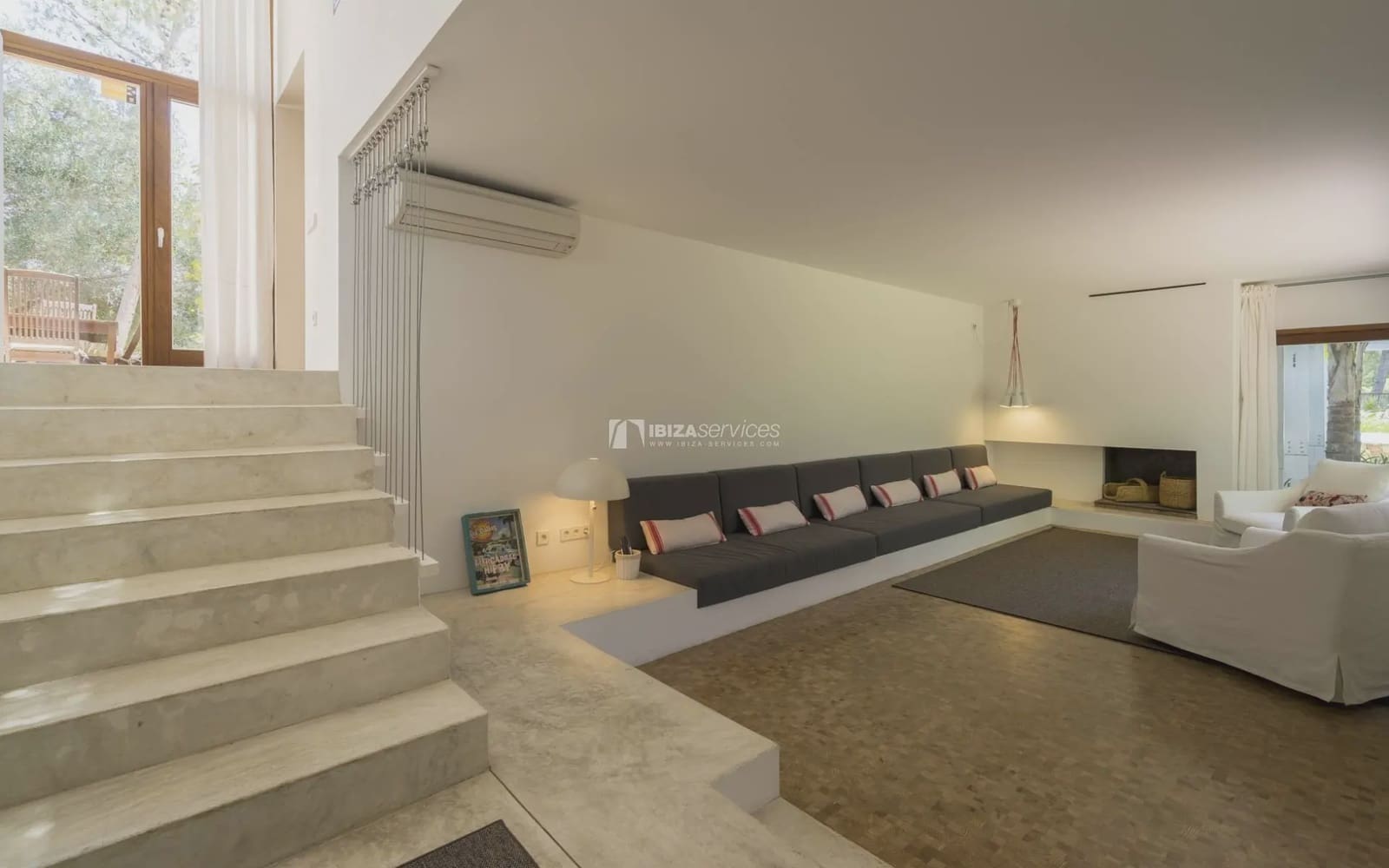   4 soveværelse   ferieVilla i Can Furnet   med   swimmingpool   - € 3.990 (Ref: 8659769)