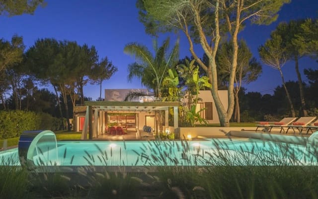 4 slaapkamer Villa voor vakantieverhuur in Can Furnet, Santa Eulalia / Santa Eularia met zwembad - € 3.990 (Ref: 8659769)