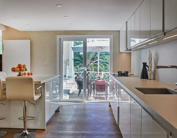 Chalet de 6 habitaciones en Nuestra Señora de Jesus, Santa Eulalia / Santa Eularia en alquiler vacacional - 24.500 € (Ref: 8659776)