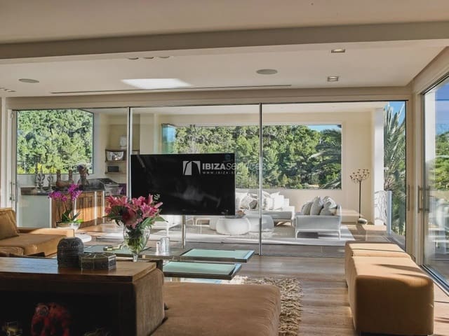 Chalet de 6 habitaciones en Nuestra Señora de Jesus, Santa Eulalia / Santa Eularia en alquiler vacacional - 24.500 € (Ref: 8659776)