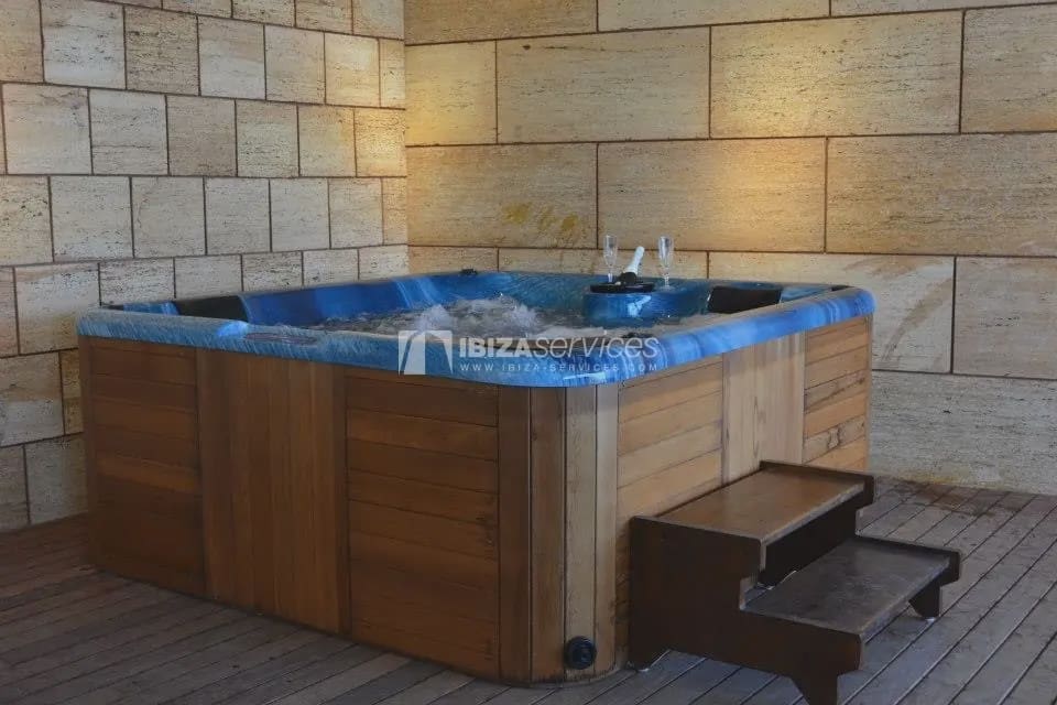 5 sypialnia Willa na kwatery wakacyjne w Nuestra Senora de Jesus z basenem garażem - 9 800 € (Ref: 8659781)